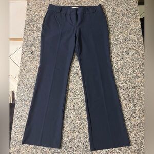 Van Heusen Stretch Dress Pants – Size 10 (navy)